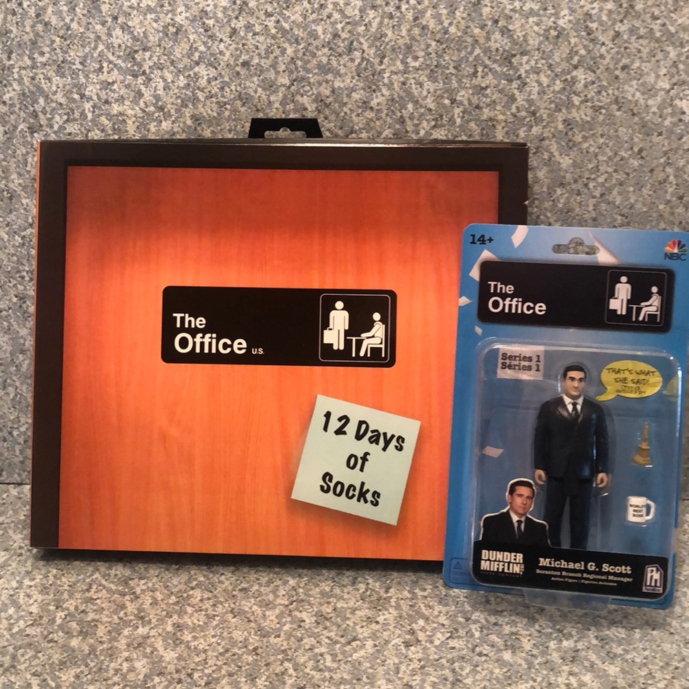 THE OFFICE 12 Days of Socks +Dunder Mifflin’s Michael G. Scott figure + decals!!